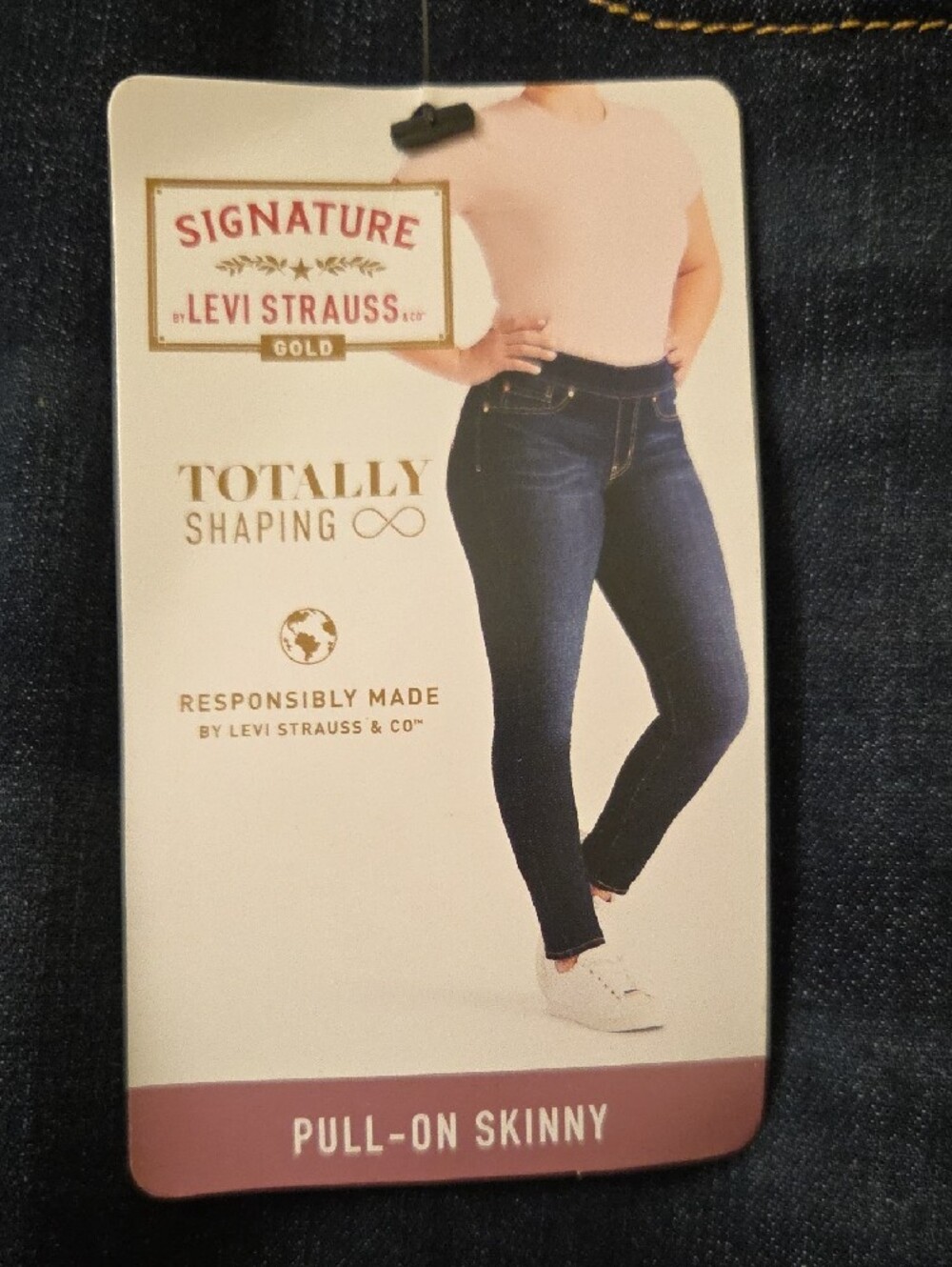 Signature by Levi Strauss Plus Size Dark Indigo Pull-On Skinny Jeans 24L NWT